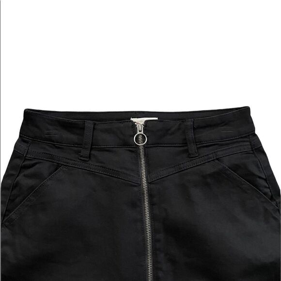 NWOT SO Black jean Skirt with Zipper Size 7 / 28W - Picture 5 of 7